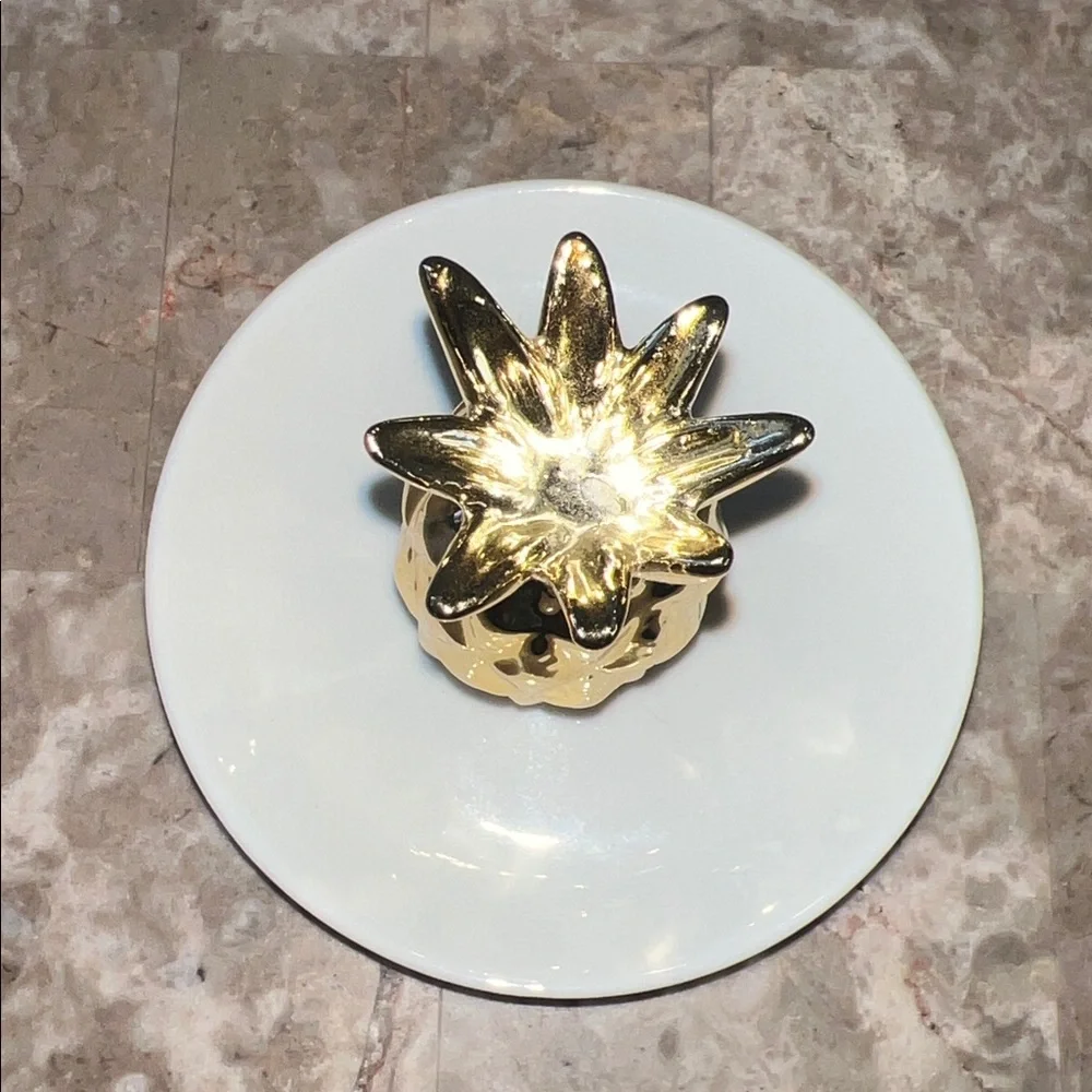 Kohl's Gold Pineapple Accent Jewelry Glass Plate